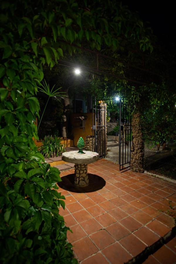 Casa Vacanze Fondaco Di Scillato Scillato  Екстер'єр фото