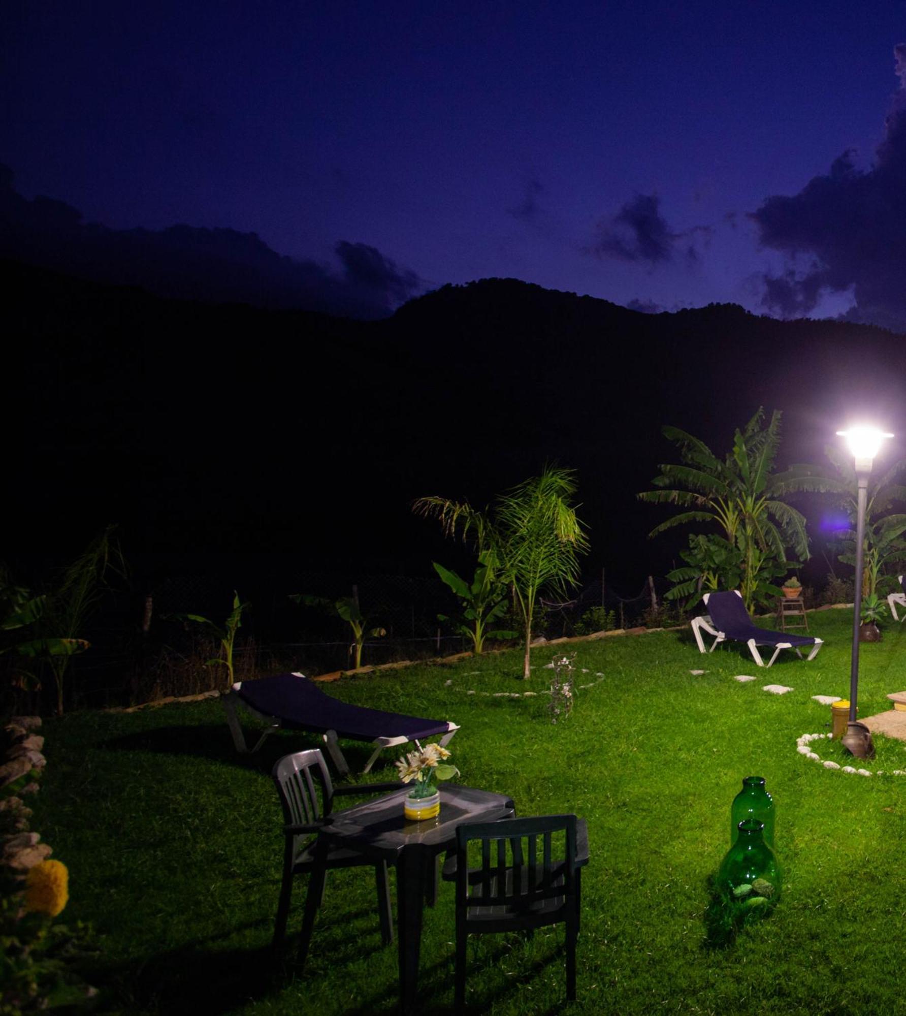 Casa Vacanze Fondaco Di Scillato Scillato  Екстер'єр фото